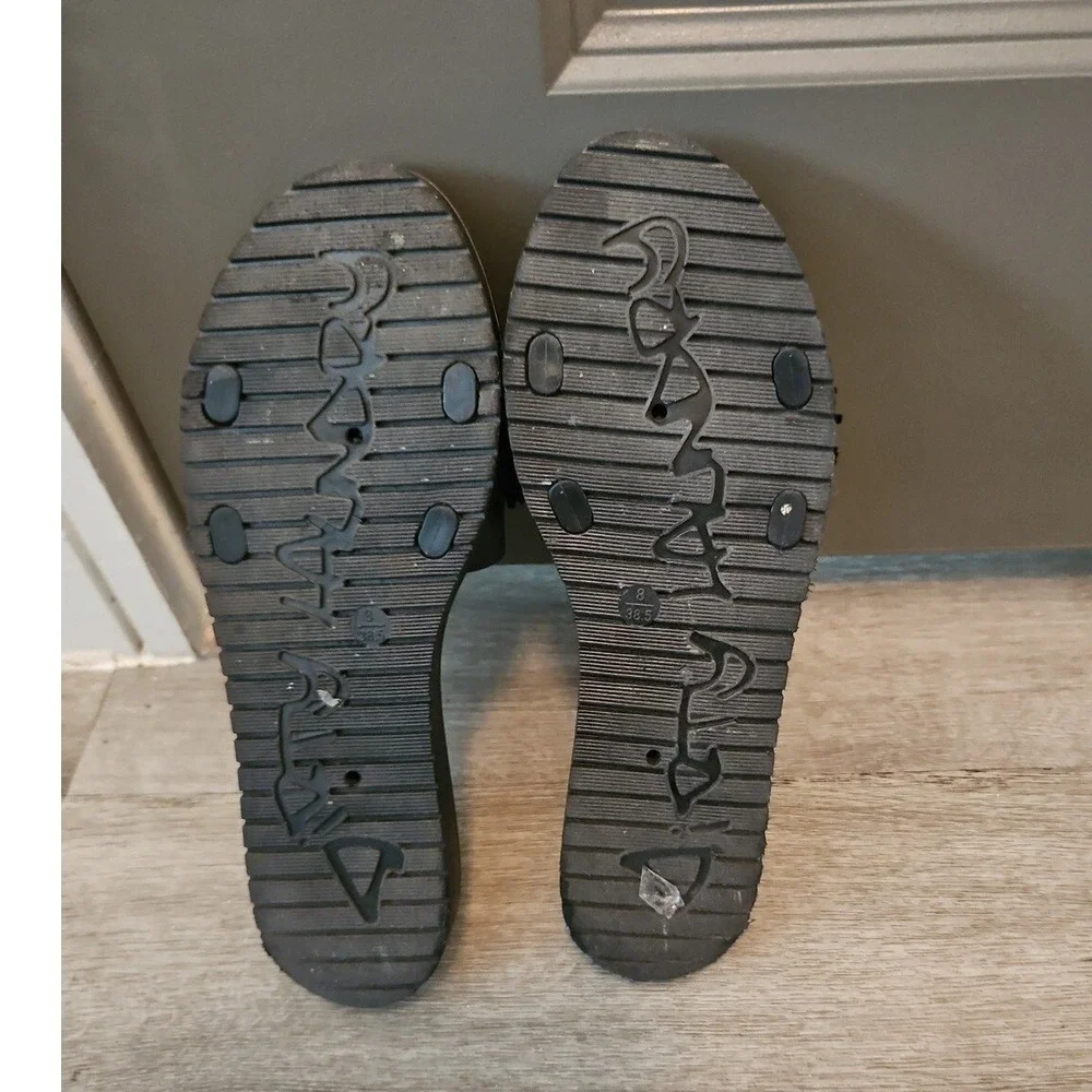 Dirty Laundry great used